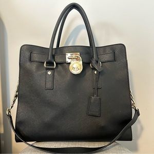 Michael Kors Hamilton Large Leather Bag- Black